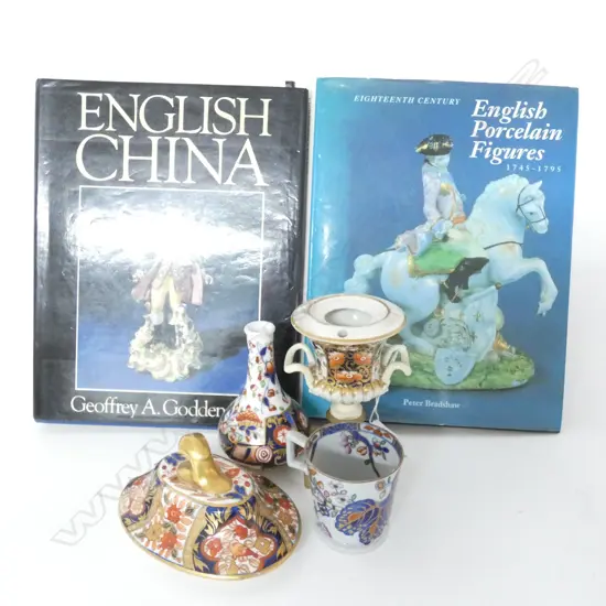 4 PCES IMARI CHINA + 2 BOOKS ON CHINA 