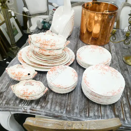 LARGE VICTORIAN DINNER SERVICE