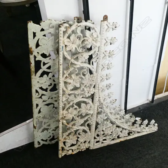 2 PCE CAST IRON ARCH EX DUNEDIN W. 1535MM