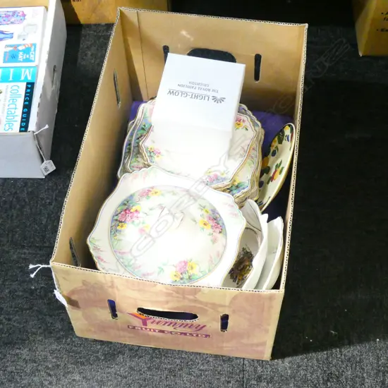 BOX LOT ROYAL WINTON 'CHERRY BLOSSOM' DINNER SERVICE AF + ETC