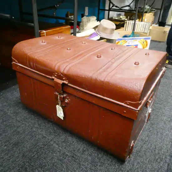 PAINTED TIN TRUNK L. 600MM