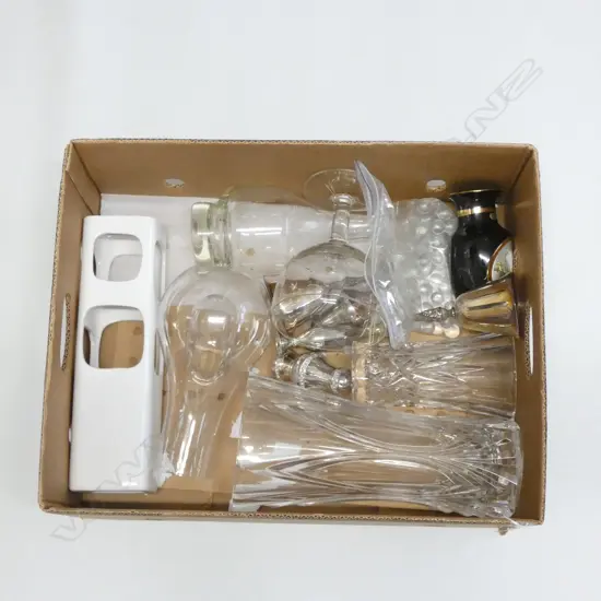 BOX ASST GLASS & SILVER PLATE ITEMS