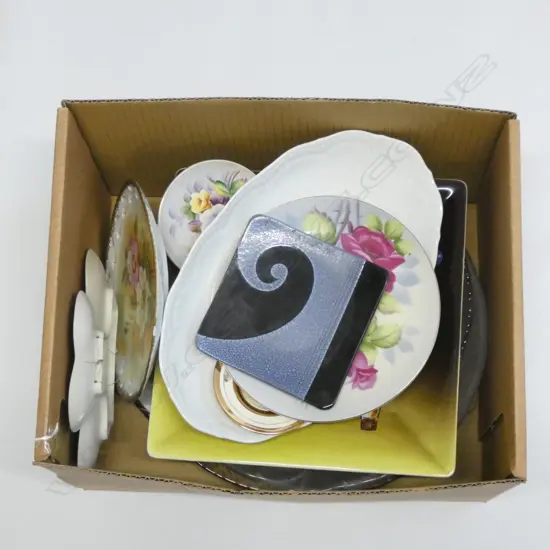 BOX PLATES; GLASS, PORCELAIN & POTTERY