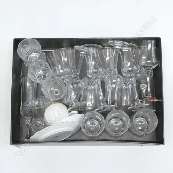 BOX LOT CRISTAL DE FLANDRE GLASSES ETC