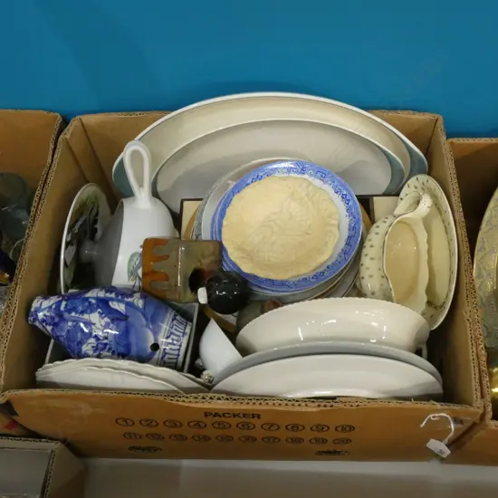 BOX LOT ASST. CERAMICS 