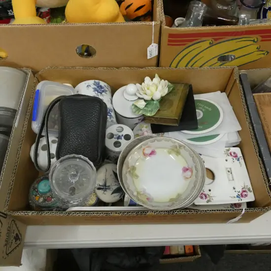 BOX LOT TRINKETS ETC