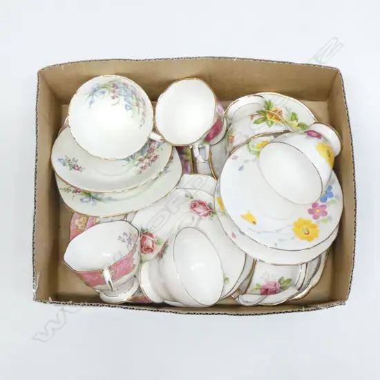 BOX LOT TRIOS - MOSTLY ROYAL ALBERT