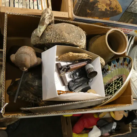 BOX LOT DUCK DECOYS, CERAMICS ETC