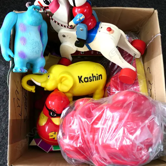 BOX ASST TOYS INCL. TOYSTORY & PULL ALONG HORSE