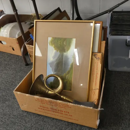 BOX LOT ASST. ARTWORKS + HORN