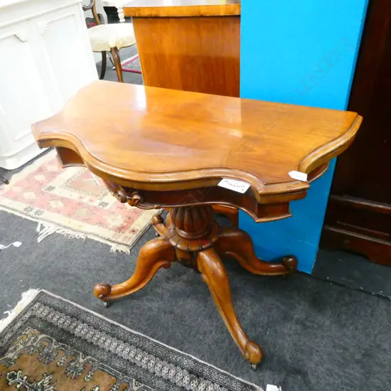 VICTORIAN SERPENTINE SHAPED CARD TABLE