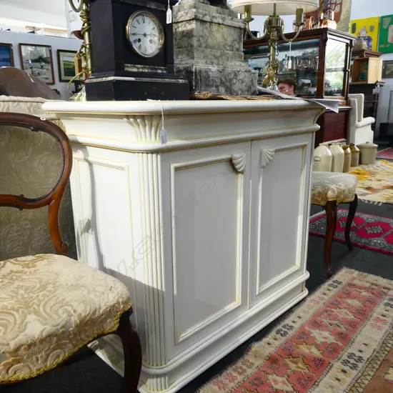 HAMPTON STYLE CREAM SIDEBOARD, 1020 X 500 X 870MM