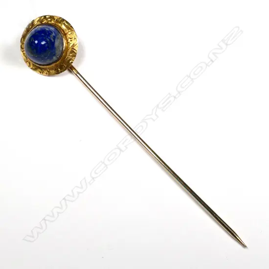 LAPIS LAZULI SET IN GOLD TIE PIN