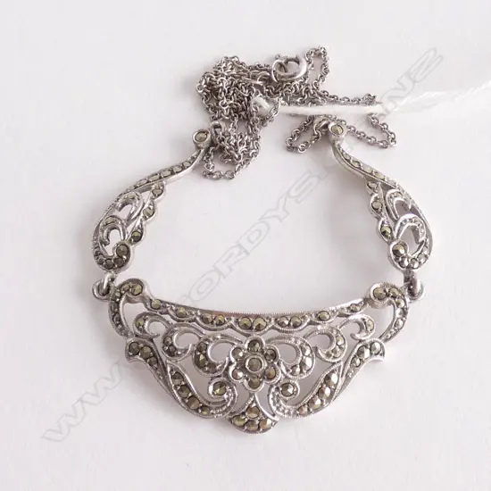 SILVER NECKLACE WITH MARCASITE PENDANT