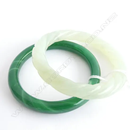 2 BANGLES JADE? & GLASS 