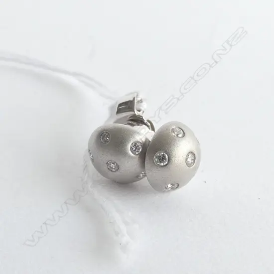 9CT WHITE GOLD DIAMOND EARRINGS