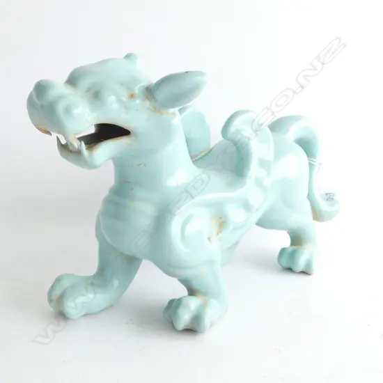 CHINESE XIEZHI DOG DRAGON CELADON CERAMIC L. 250MM