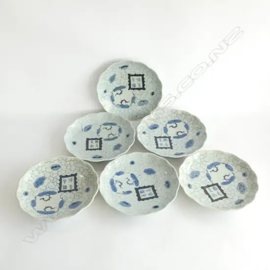 SIX 19TH CENTURY ORIENTAL PLATES DIA. 230MM