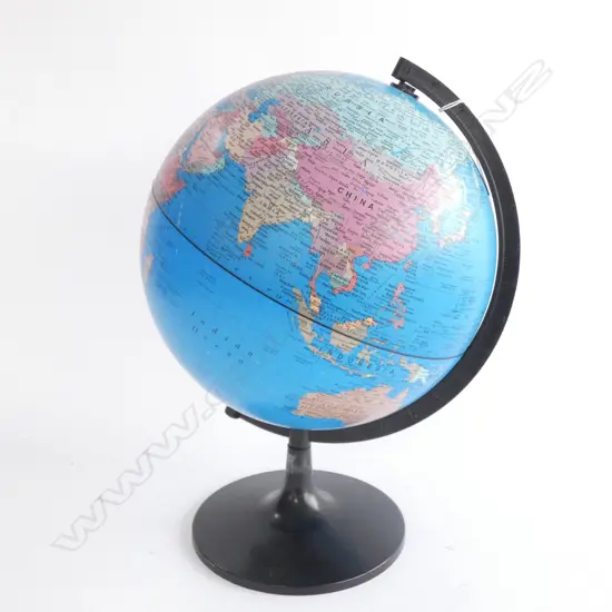 PLASTIC GLOBE H. 400MM AF