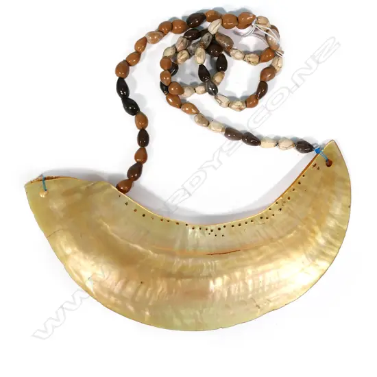 PACIFIC ISLAND MOTHER OF PEARL & SHELL BREAST PLATE PENDANT W 160MM