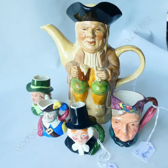 H J WOODS CHARACTER TEA POT + 4 CHARACTER JUGS