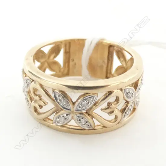 RING, 9ct, 12 SMALL DIAMONDS, 5gm