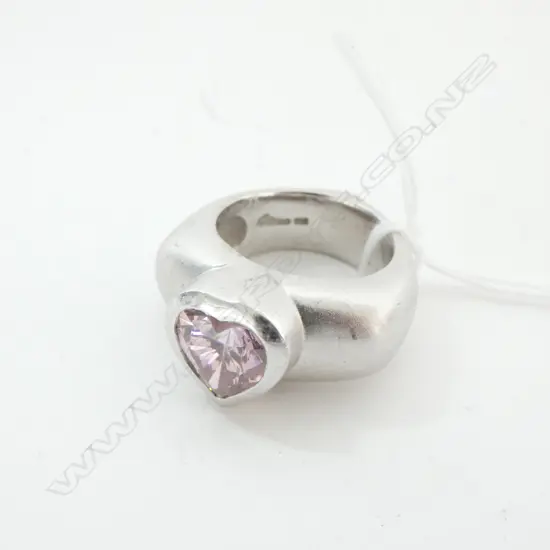 SILVER RING SET WITH PINK HEART SHAPE CZ