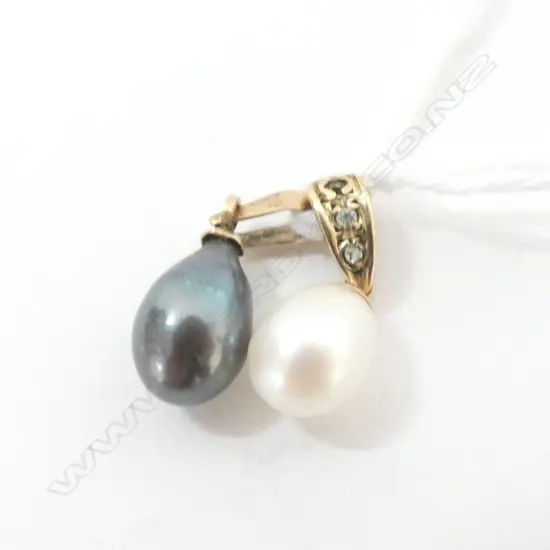 PENDANTS (2), WHITE AND GREY PEARL, BOTH SET IN 9ct GOLD