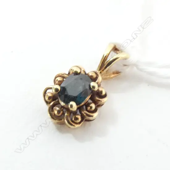 PENDANT, SAPPHIRE SET IN 14ct GOLD