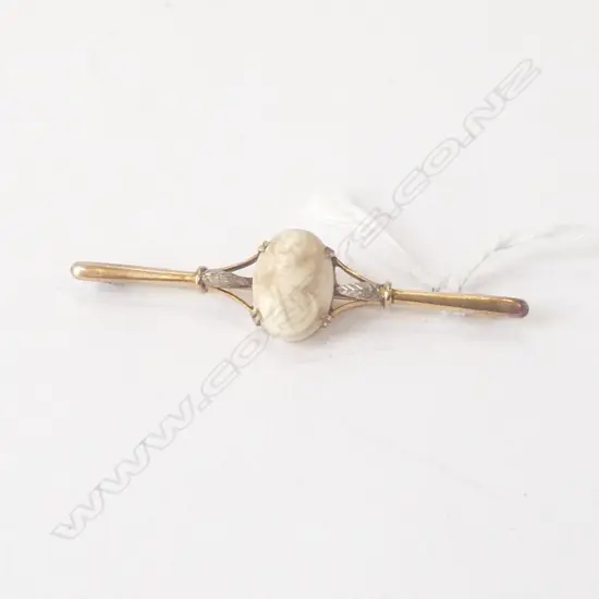 BROOCH, 9ct GOLD, CARVED CAMEO, 4.2gm