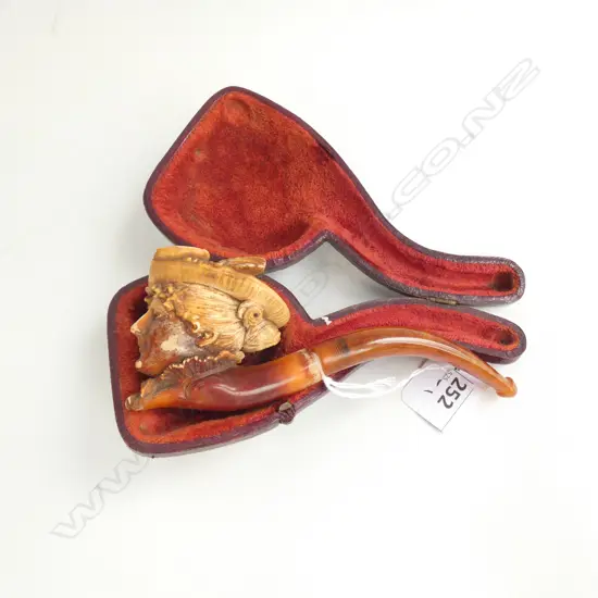 CASED MEERSCHAM PIPE CARVED LADY 150 MM