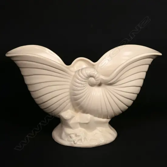 CROWN LYNN WHITE DOUBLE NAUTILUS VASE, #550. H.170MM