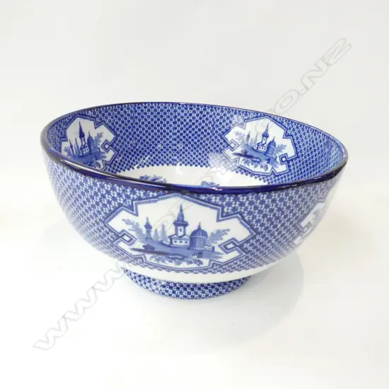 LARGE B/W TRANSFERWARE BOWL 260MM DIA