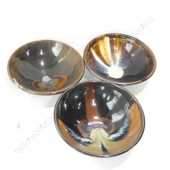 THREE BRIAN GARTSIDE BOWLS - ALL WITH ARTISTS MARKS - DIA. 185MM C1985 & 1987