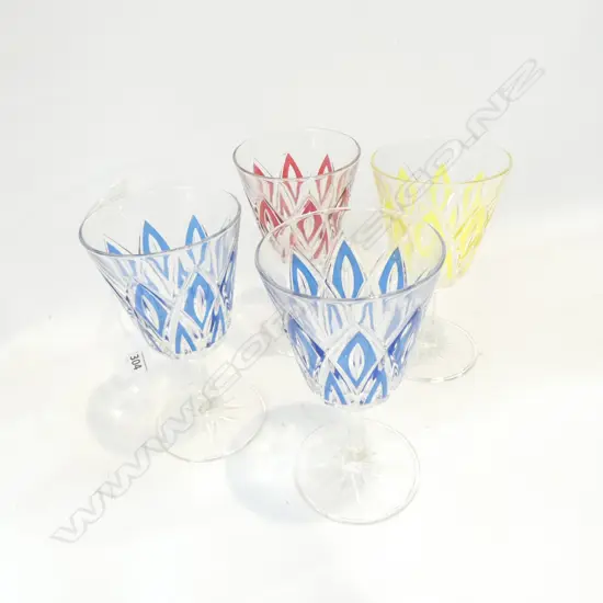 VINTAGE FRENCH SET OF 4 HARLEQUIN ARLEQUIN COLORED GLASS