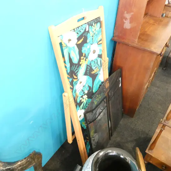 FOLDING OUTDOOR CHAIR + FIRESCREEN 