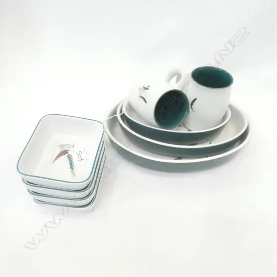 DENBY STONEWARE 'WHEATSHEAF' - 9PCS - 3 OVAL DISHES, 4 DISHES & 2 MUGS