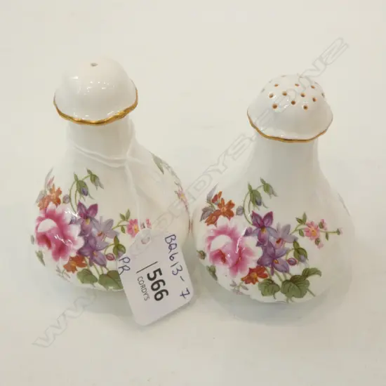 PAIR ROYAL CROWN DERBY - DERBY POSIES SALT & PEPPER SHAKERS H. 100MM