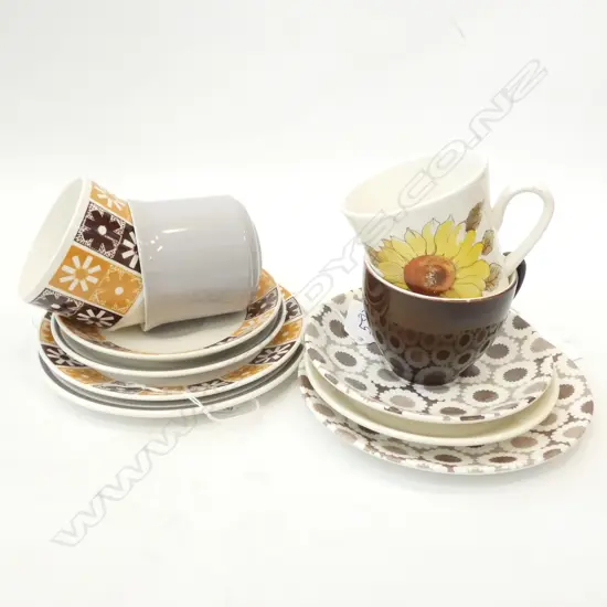 3 CROWN / KELSTON CERAMICS TRIOS & 1 DUO