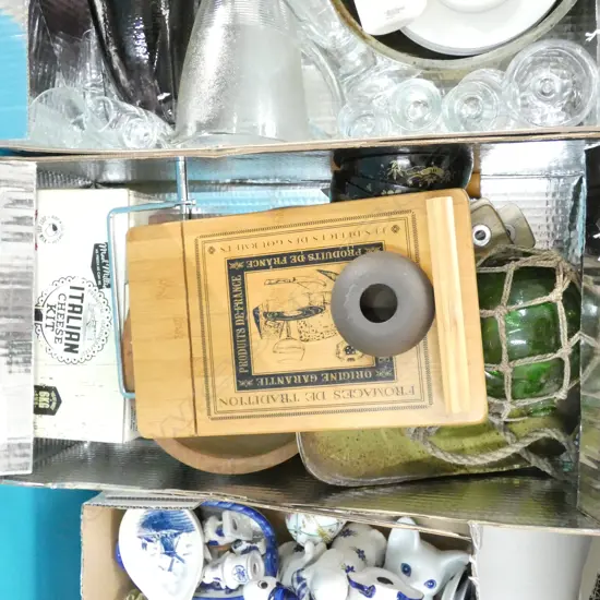 BOX MISC INCL. GLASS FISHING BOUY