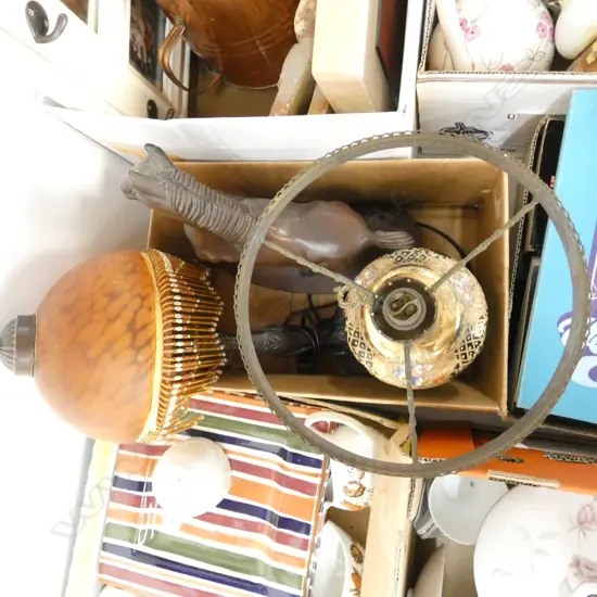 BOX LOT LAMPS, HORSE