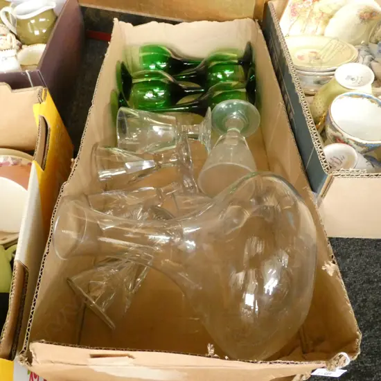 6 ANTIQUE STEMMED GLASSES, 4 GREEN WINE GLASSES & SPIEGLAU CARAFE