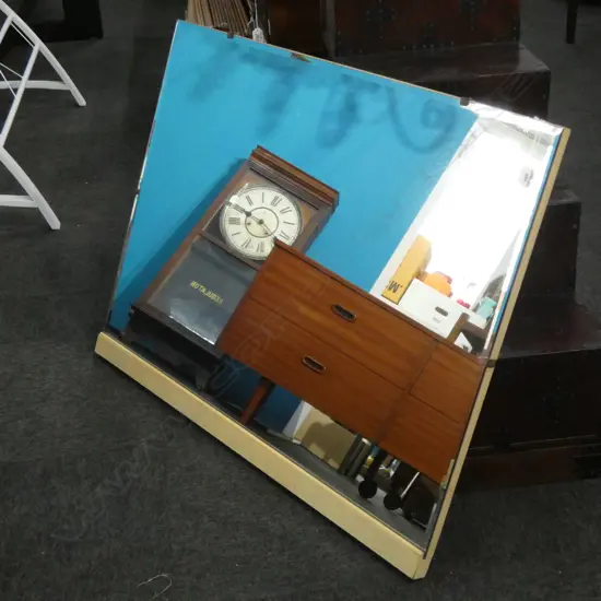 HEAVY WHITE WOOD BACKED LGE MIRROR - 1070 X 800MM