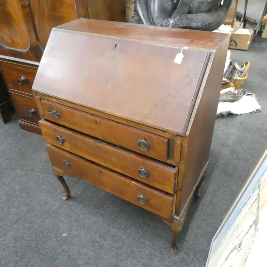 20THc GEORGIAN STYLE FALL-FRONT DESK/BUREAU A/F