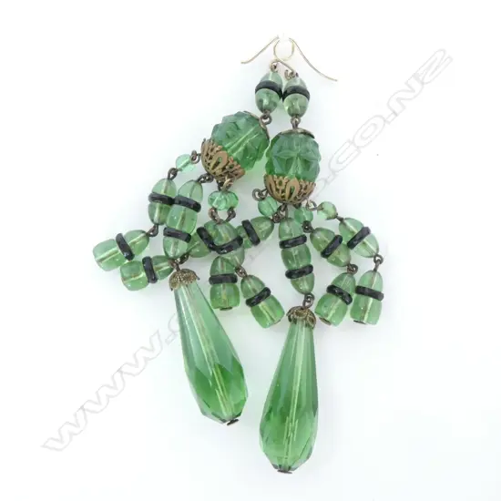 PAIR OF GREEN BEAD CHANDELIER EARRINGS