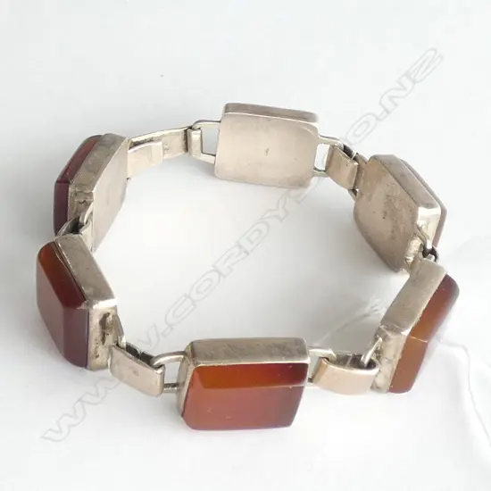 RETRO SILVER & CARNELIAN BRACELET 6 PANEL