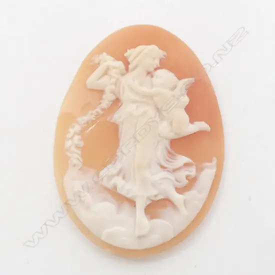 A vintage unframed cameo