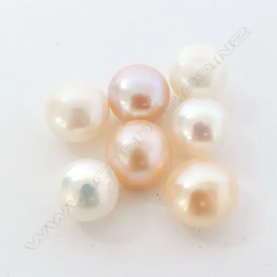 7 UNSET PEARL LIKE STONES 