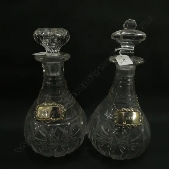 2 DECANTERS WITH 'WHISKY' & 'GIN' TAGS H. 280MM