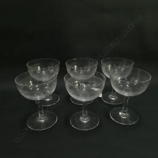 SET 6 VINTAGE CHAMPAGNE GLASSES MARIE ANTOINETTE STYLE